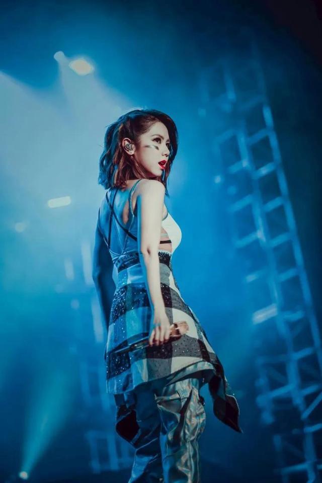 2026邓紫棋重庆演唱会在哪购票?(附时间+地点+购买入口) 2026邓紫棋重庆演唱会在哪购票?(附时间+地点+购买入口)