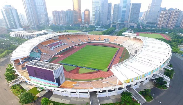 广州天河体育中心体育场