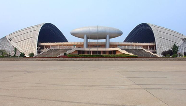 河南省体育中心内场