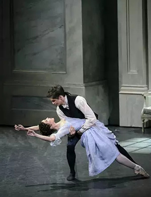 高清影像歌剧弗兰肯斯坦广州站