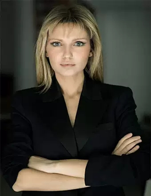 瓦妮莎独奏大连音乐会