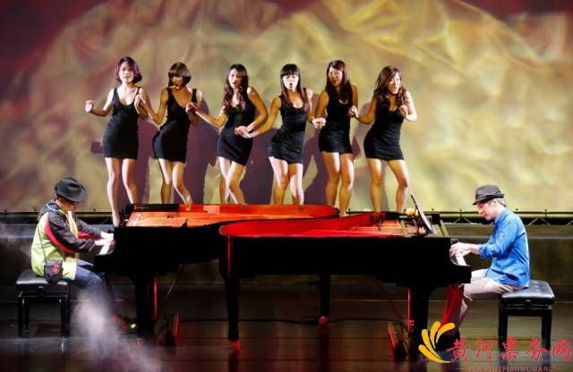 舞台剧《弹琴说爱》