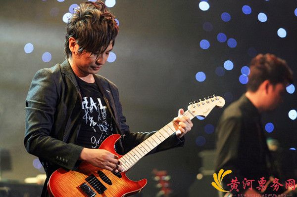 叶世荣黄贯中大连演唱会