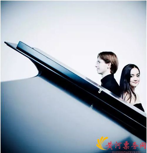 莱斯特里·萧泰斯与格里姆·詹森斯