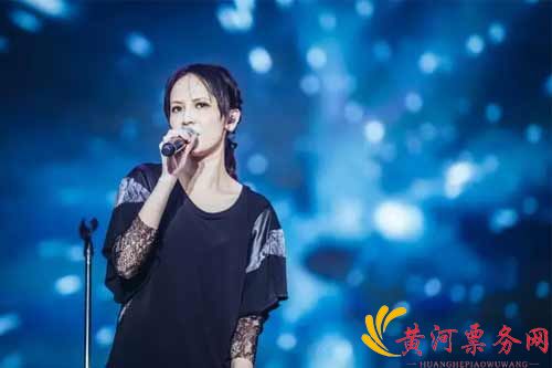 杨乃文