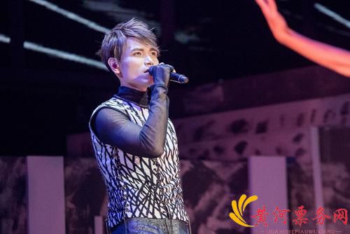杨宗纬