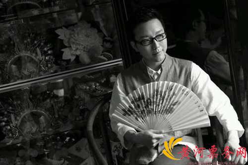 李玉刚