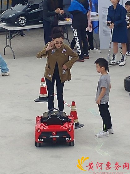 张柏芝与小儿子（Quintus）