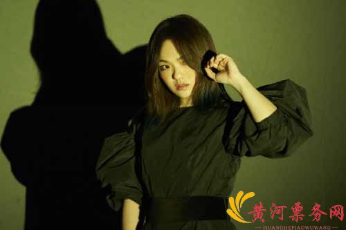 佳莹莹