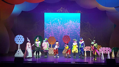 《小铃铛与比诺曹》