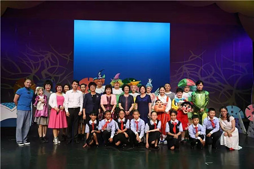 《小铃铛与比诺曹》