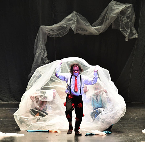 《塑料的狂想》