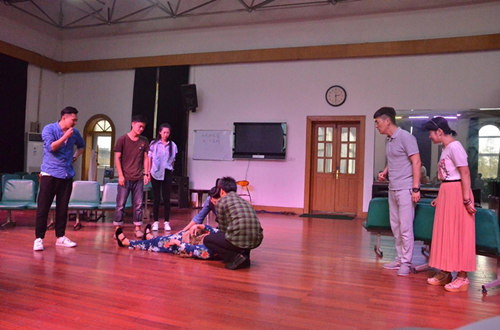 2019京味儿话剧《将军里》北京站