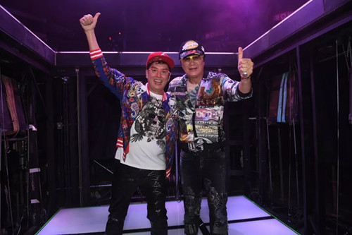 2022许冠杰·谭咏麟 阿 SAM & 阿 TAM HAPPY TOGETHER 巡回演唱会-东莞站