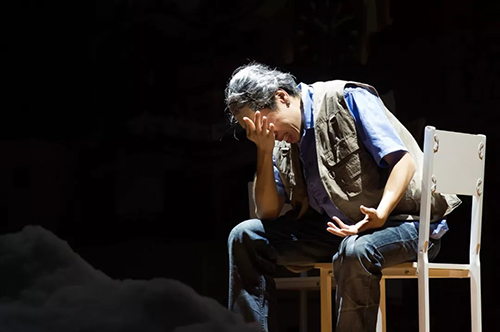 关虎屯的艳俗生活