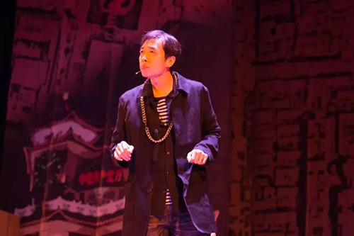 关虎屯的艳俗生活