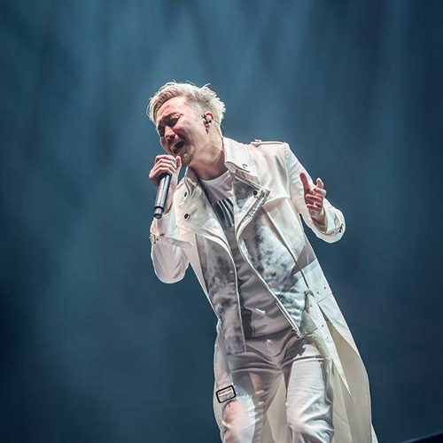 2021Drive In Ultra – WEE are Ronald Cheng 郑中基自驾户外演唱会-香港站