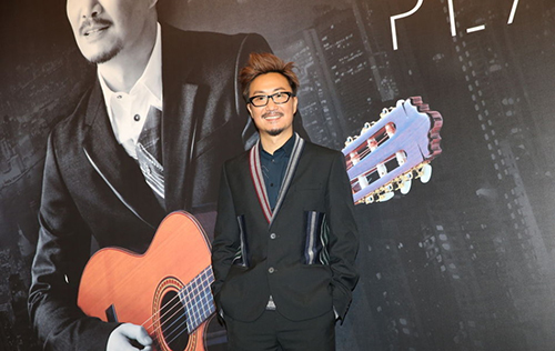 2021Drive In Ultra – WEE are Ronald Cheng 郑中基自驾户外演唱会-香港站