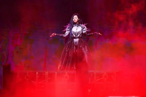 2018张靓颖信乐团王北车杭州烽火跨年群星演唱会门票价格及演出安排