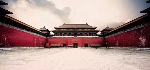 儿童剧《故宫里的小不点》