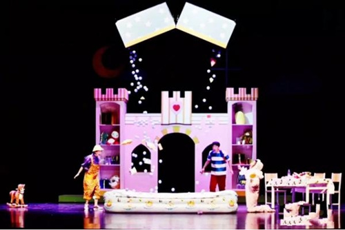 互动亲子剧《大卫,不可以》