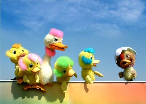 木偶童话剧《丑小鸭》