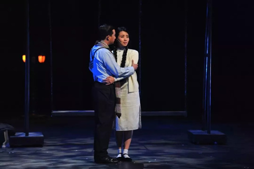 2021「黄磊/孙莉/何炅」赖声川经典话剧《暗恋桃花源》-上海站 2021「黄磊/孙莉/何炅」赖声川经典话剧《暗恋桃花源》-上海站