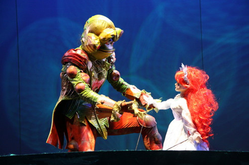 木偶剧《拇指姑娘与青蛙王子》