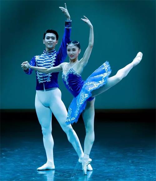 中国十大芭蕾舞团展演