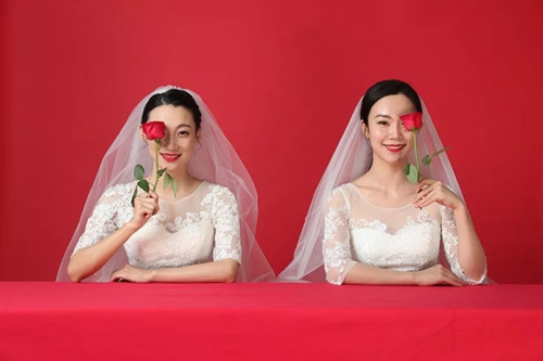 音乐喜剧《求婚女王》