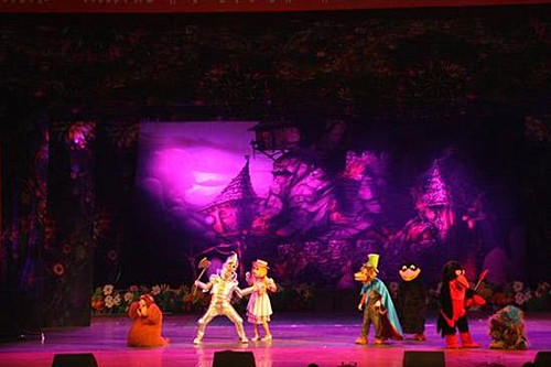 绿野仙踪-oz国历险记