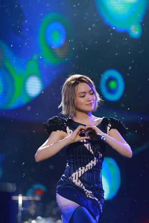 2023庄心妍《不够诚实》全国巡回演唱会-重庆站 2023庄心妍《不够诚实》全国巡回演唱会-重庆站