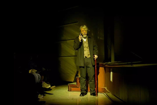 舞台剧《莎士比亚别生气》