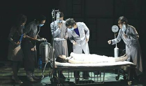 2022孟京辉导演戏剧作品《空中花园谋杀案》-南宁站