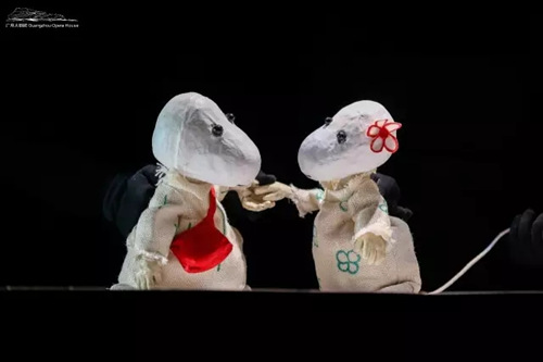 儿童剧《月亮上的伦巴》