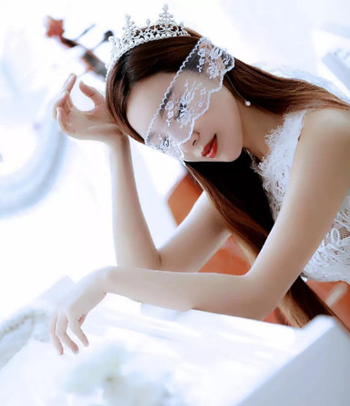 邂逅钢琴公主·水钢琴惟一“爱一生”原创钢琴音乐会