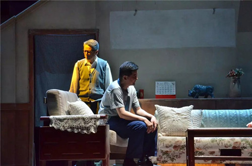 话剧《家有遗产》