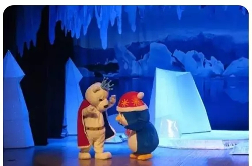 企鹅的北极爸爸