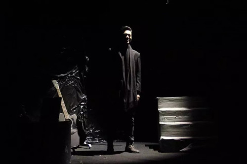 喜剧《我只是比较容易放弃》