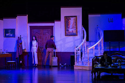 话剧《开心晚宴》