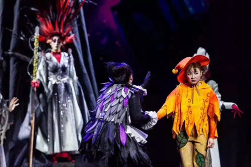 家庭音乐剧《素敵小魔女》