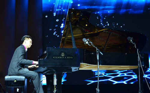 2019《夜的钢琴曲》石进钢琴音乐会上海站门票