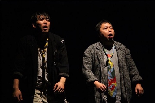 戏剧《两只狗的生活意见》