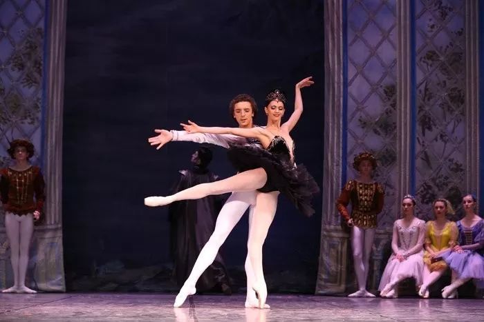 2022芭蕾舞剧《天鹅湖》北京站演出信息详情介绍 2022芭蕾舞剧《天鹅湖》北京站演出信息详情介绍