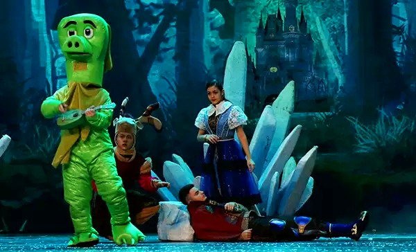 儿童剧《冰雪奇缘》