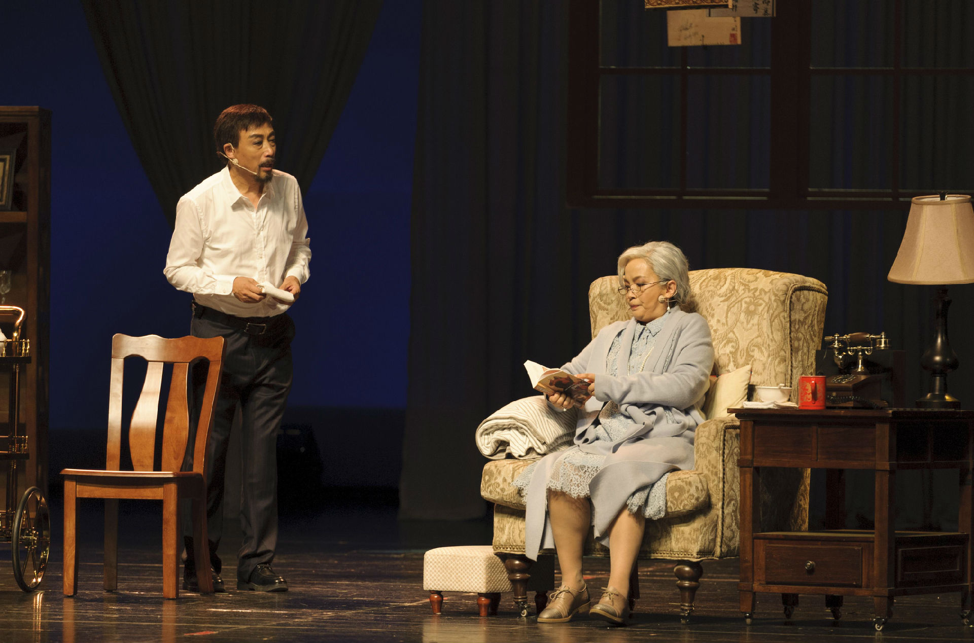 2019明星版话剧独自温暖上海站