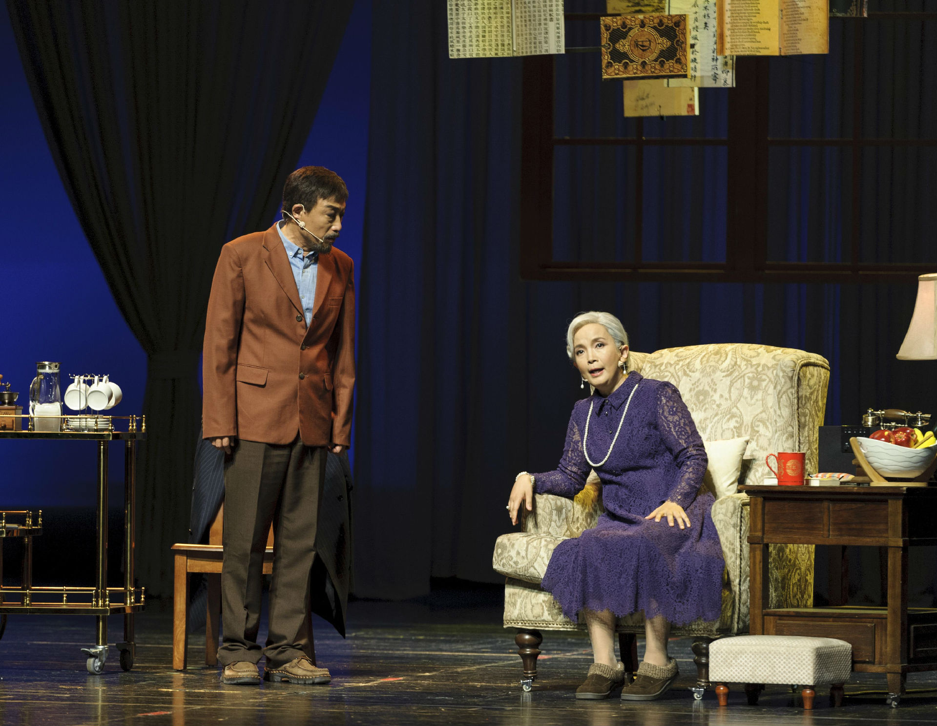 2019明星版话剧独自温暖上海站