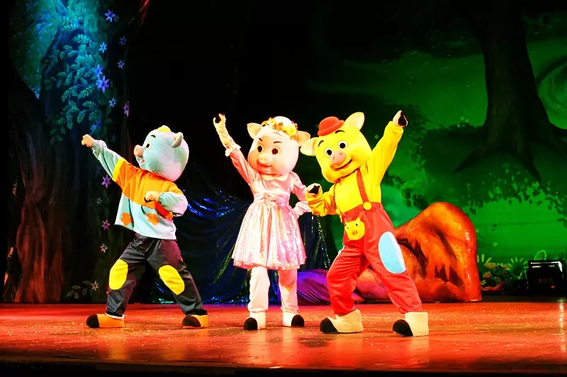 2021大型人偶互动儿童剧《新三只小猪与大灰狼》-广州站