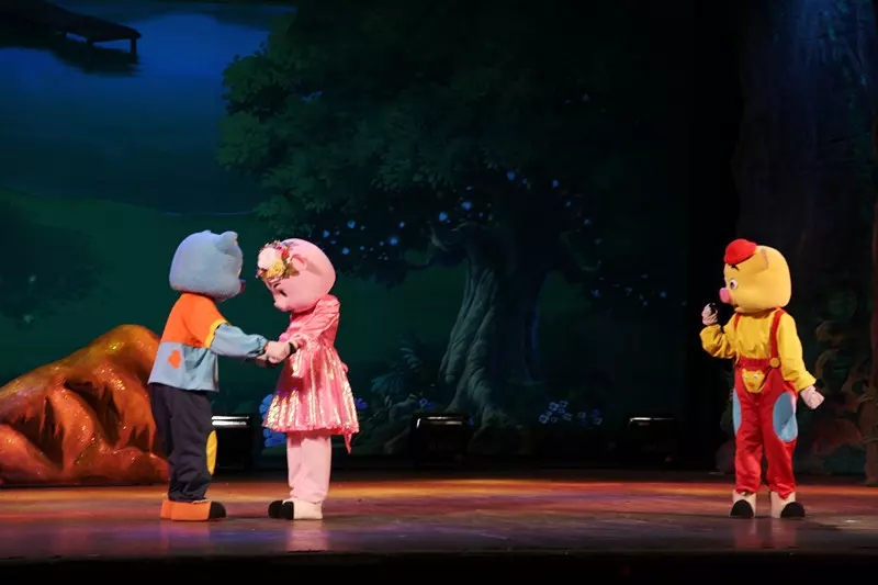 2021大型人偶互动儿童剧《新三只小猪与大灰狼》-广州站