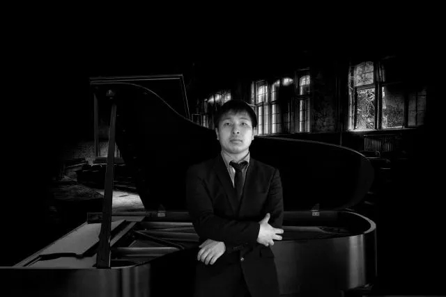 钢琴家二见勇气久石钢琴音乐会《千与千寻》
